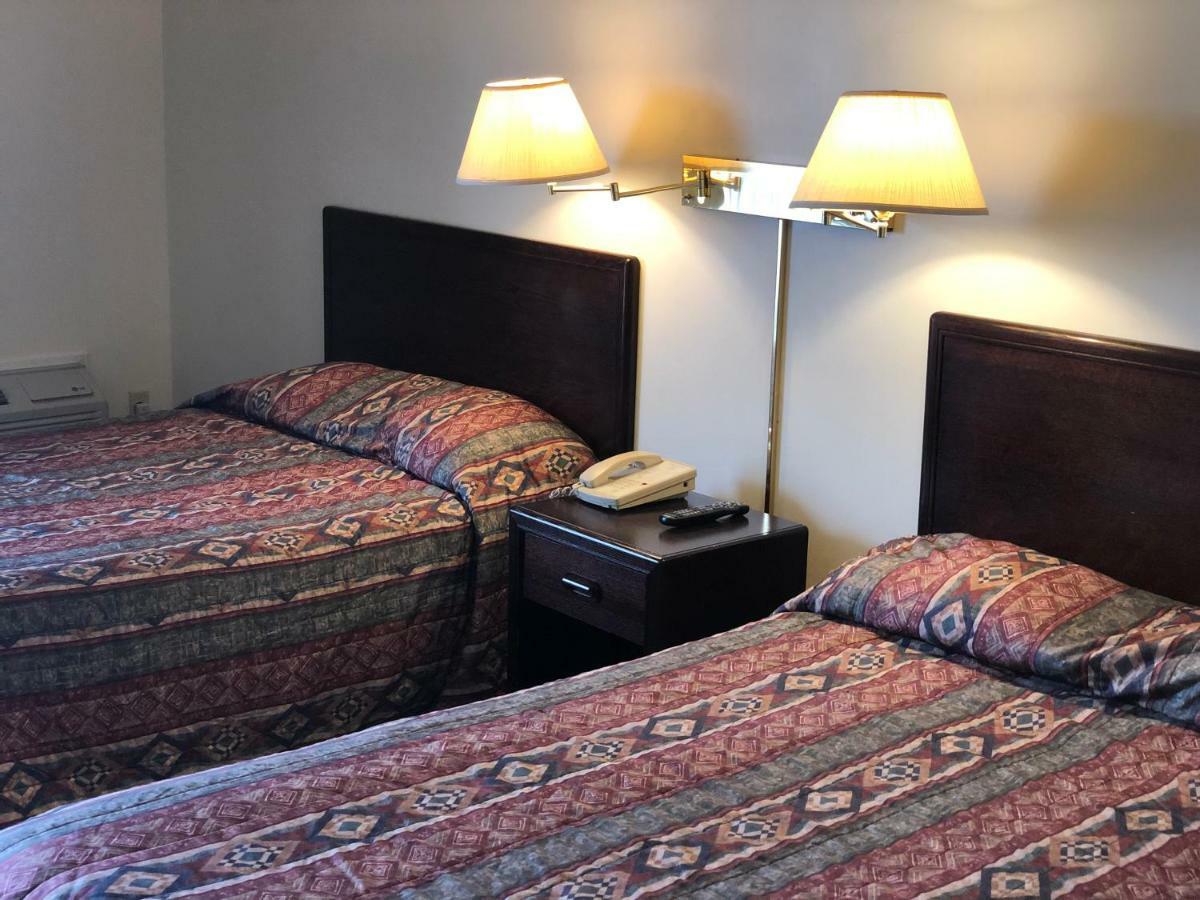 Westwind Motor Inn Drayton Valley エクステリア 写真
